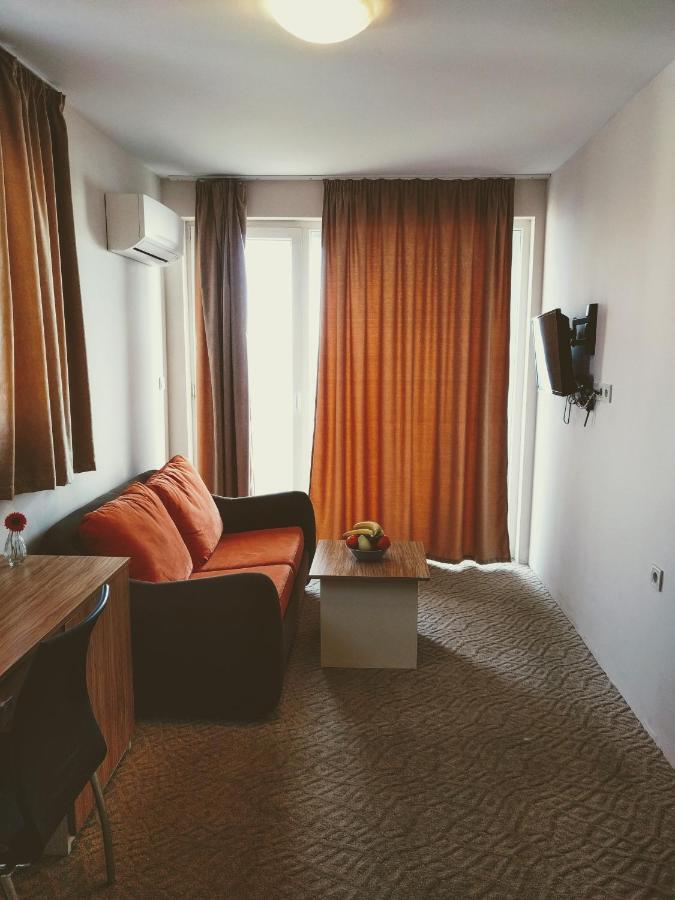 Hotel Mida Обзор Экстерьер фото
